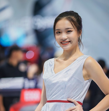 张丽丽